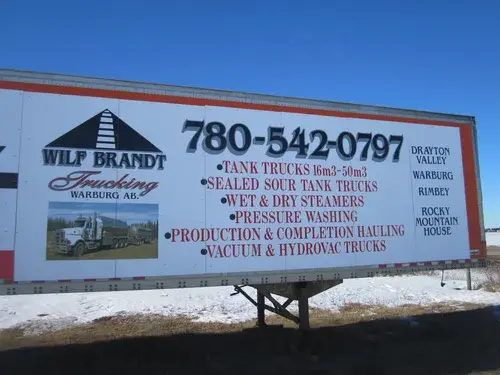 QUARTER LOCATION 8'x 24' QUARTER LOCATION 8'x 24'